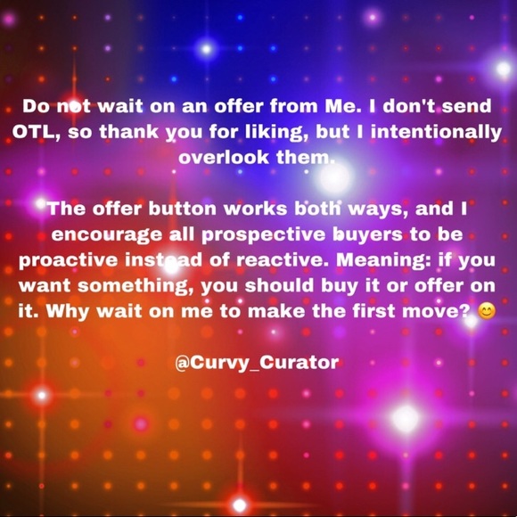 1X Curvy Hips & Red Lips Graphic Tee x Boutique+ - Picture 5 of 6